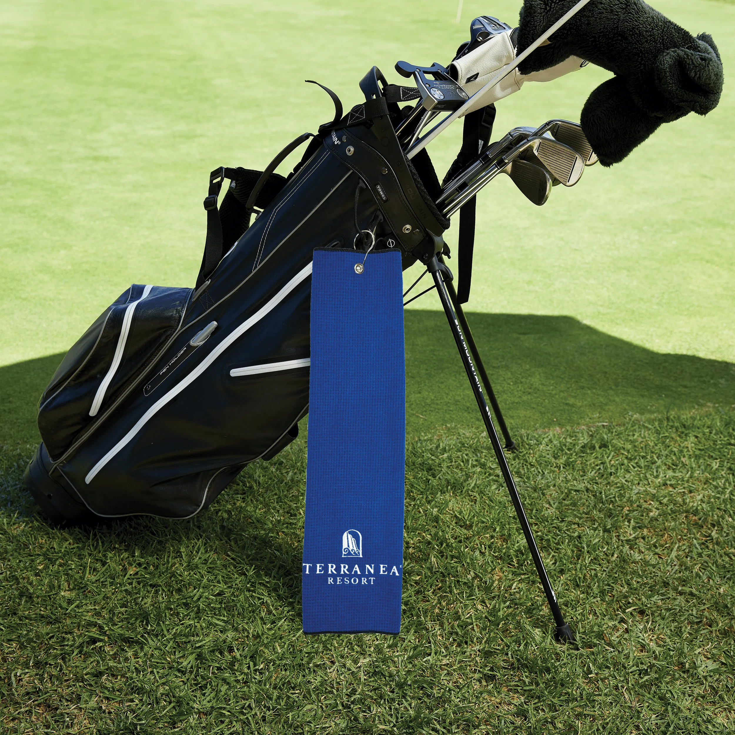 Microfiber Waffle Golf Towel w/ Tri-Fold Grommet - 16 x 26
